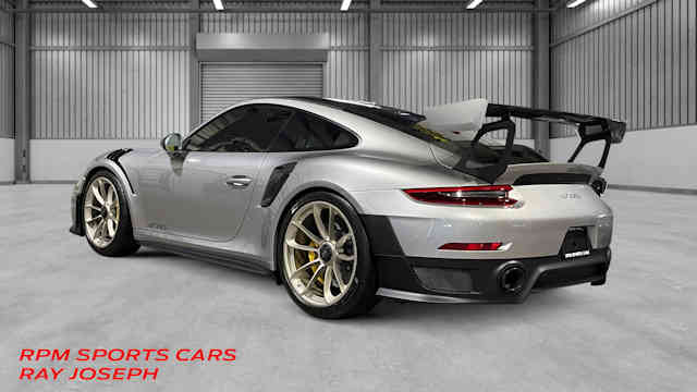 2018 Porsche 911 GT2 RS GT Silver Metallic / Black