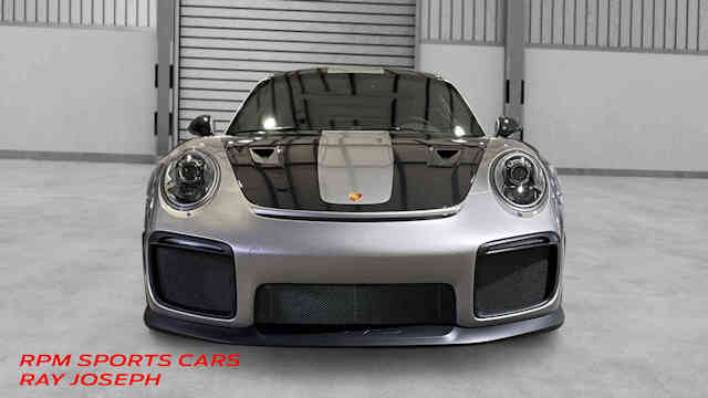 2018 Porsche 911 GT2 RS GT Silver Metallic / Black