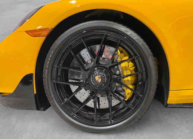 2019 Porsche 911 Turbo "S" Speed Yellow / Black