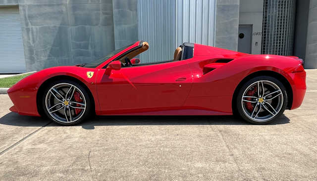 2019 Ferrari 488 Spider Rosso Corsa / Beige Tradizione