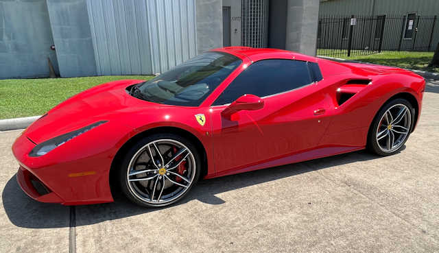 2019 Ferrari 488 Spider Rosso Corsa / Beige Tradizione