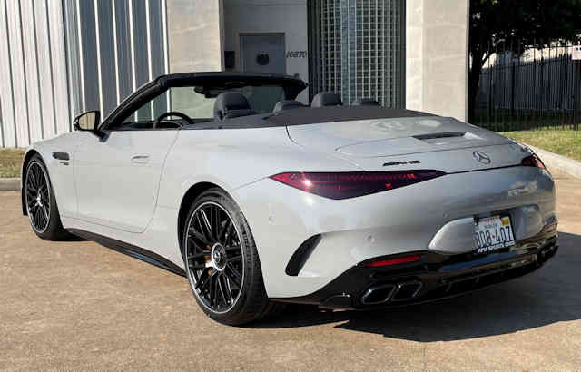 2022 Mercedes-AMG SL 63 Alpine Grey / Black