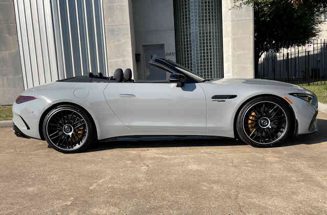 2022 Mercedes-AMG SL 63 Alpine Grey / Black