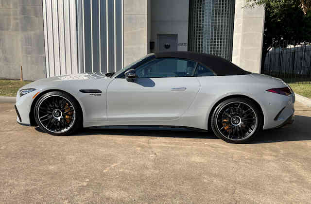 2022 Mercedes-AMG SL 63 Alpine Grey / Black