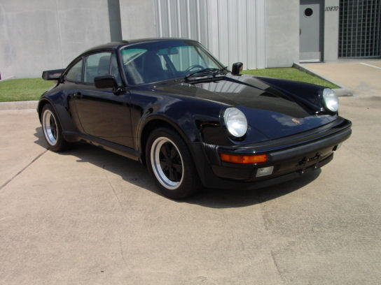 1989 Porsche 911 Turbo Black / Black